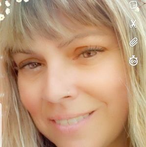 Meet your Posher, Jeannette